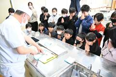 育てた魚でいのちの授業