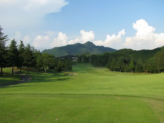 舞台となる鹿沼プレミアＧＣ＝１８番パー４