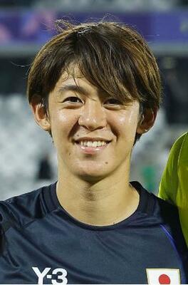 山本理仁