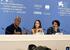 　ベネチア国際映画祭の記者会見の登壇者。（左から）ドウェイン・ジョンソン、エミリー・ブラントら＝イタリア・ベネチア（共同）