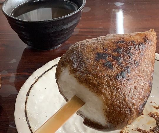 作中料理で今でも食べられる数少ない料理「じんごろうやき」。那須塩原市のとあるお店で、県内唯一食べられます（メニュー名は「甚五焼」）。