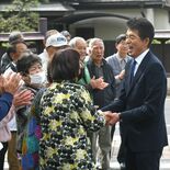 さくら・中村市長が初登庁　「選ばれる市に」決意述べる