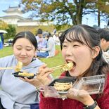 宇都宮で「餃子祭り」開幕 自慢の味が勢ぞろい 行列できる店舗も