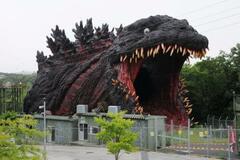訪日客に人気のゴジラ、ゲイゲキにＧＯ