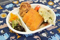 【食べた？】シンプルな おふくろの味　名物那須御養卵たまご焼き弁当　ガパガポ弁当工房（那須烏山）
