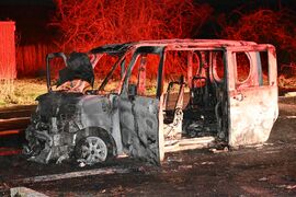 栃木の駐車場で車両火災