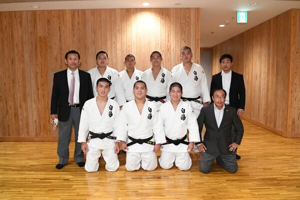 柔道男子団体優勝の白鴎足利