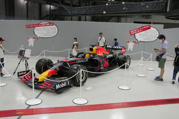 展示されたＦ１車両