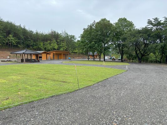 矢の目の森エリアに整備されたキャンプ場（那須町提供）