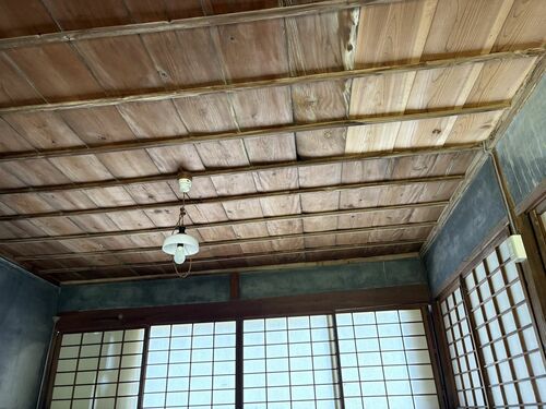 実在のキャラが実際に過ごしていた部屋