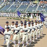 夏の高校野球開幕　61校59チームが堂々行進　全国高校野球選手権記念栃…