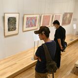 戦争経験と平和への祈り 映し出す　真岡で戦後80年に合わせ企画展　戦時下生きた画家の作品並ぶ
