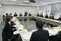 長時間労働防止へ議論