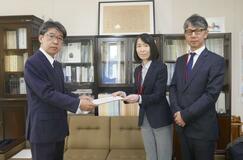 新聞活用の明記 継続要望