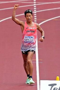 勝木隼人が男子３５キロ競歩で銅