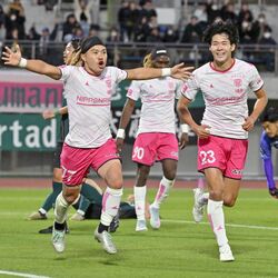貫いた攻撃的なサッカー、ゴールラッシュで見る者魅了　栃木シティＪ３優勝