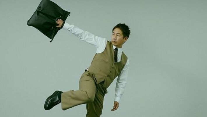 ｎｏｇａｋｅのバッグを手にＣＭに出演する福田さん