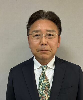 中野佐資氏