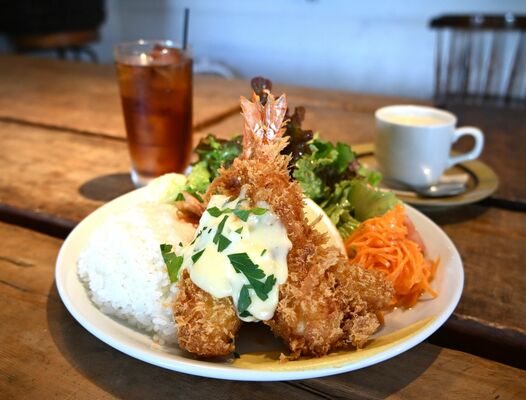 エビフライのランチプレート