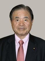 遠藤元五輪相、不出馬
