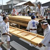 那須烏山の山あげ祭り　企業 “若衆” が助っ人　人手不足の仲町を支援