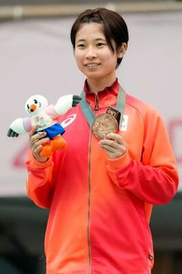 女子52キロ級で銅メダルを獲得した岸野文音=東京武道館