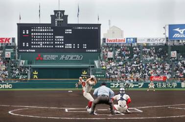 大阪桐蔭と智弁学園が対戦