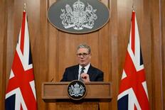 英、戦闘機４機追加派遣へ