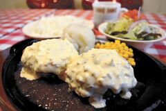 タルタルソースのハンバーグ