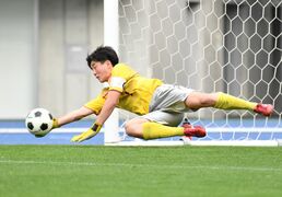 栃木県高校総体サッカー男子　真岡がＰＫ戦を制し５年ぶりＶ