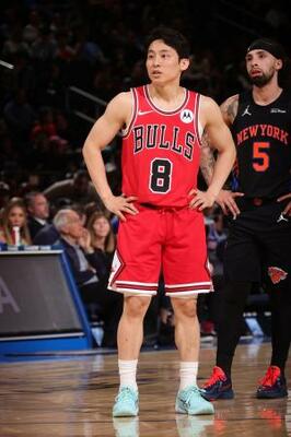 　ブルズでニックス戦に出場した河村勇輝＝３日、ニューヨーク（ＮＢＡＥ提供・ゲッティ＝共同）