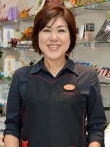ビューティーアドバイザーの小笠原祐美子さん
