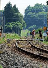 銅賞　「あっ！むこうの踏切鳴ってる！」