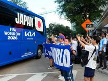 サッカーＷ杯、いざ決戦の地へ