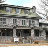 明治の館（旧ホーン家住宅主屋）（日光）　国登録・明治時代　温かみある石…