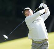 吉田泰基、今平周吾ら４人首位