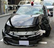 偽の覆面パトカーで重傷事故