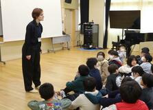 ウクライナから県職員に