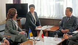 立民代表、支援継続を強調