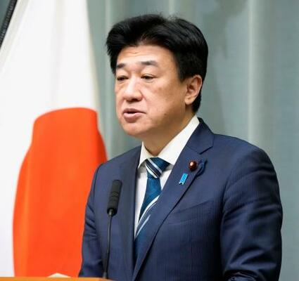 記者会見する木原官房長官=19日午前、首相官邸