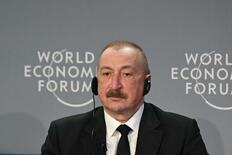 アゼルバイジャンに無人機