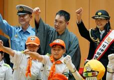 神田伯山さん、交通安全啓発