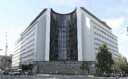 炎上車内に遺体、男再逮捕