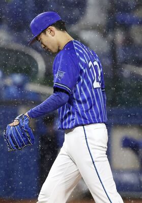 ０勝４杯で２軍に降格した入江。現在は復活を目指しトレーニングに励む＝４月14日のヤクルト戦