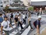 訪日客、最速で３千万人突破
