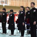 那須塩原・箒根学園で初の卒業式　「初代」誇りに18人巣立つ　
