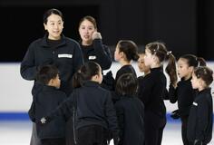 浅田真央さんがコーチ業初公開