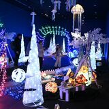 港町を照らす幻想的な光 福島・アクアマリンふくしま