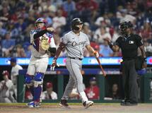 村上、途中出場で三振