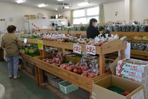 のぎ松原大橋農産物直売所　ＪＡおやま　新鮮さと笑顔の接客　魅力